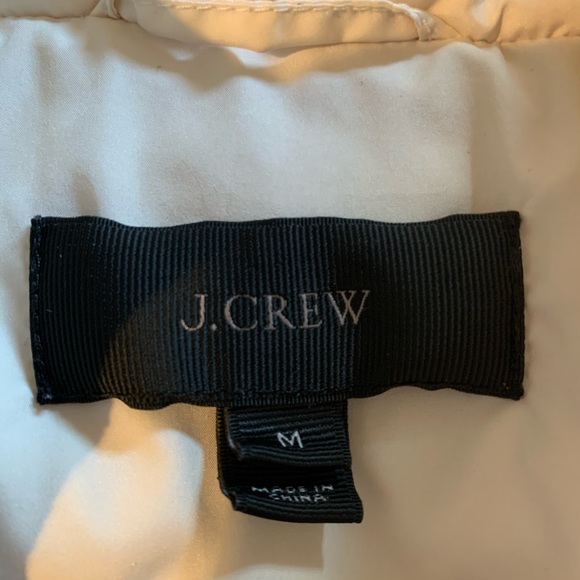 Lightweight cream vest - Picture 3 of 3